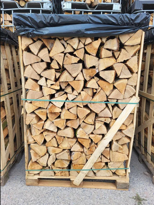 Hele pallet brandhout droog 33 cm. (eik, beuk, haagbeuk, kers en es)