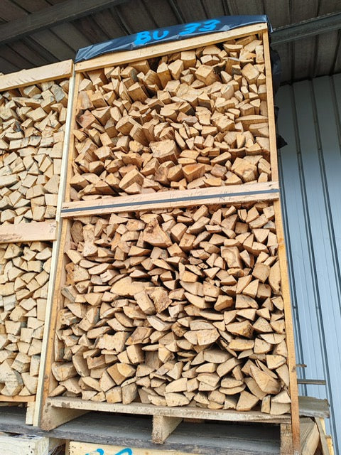 Hele pallet beuk droog brandhout 33 cm. (fijn gekliefd)